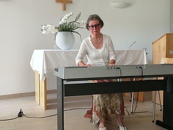 Magdalena Pekarek am Klavier
