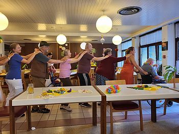 Das traditionelle Sommerfest im Pflege- und Betreuungszentrum Bad Vöslau bot heuer wieder „Summerfeeling“ pur.